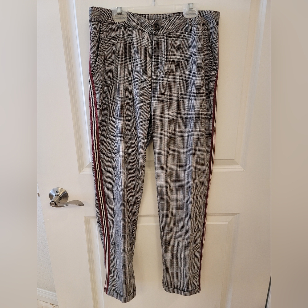 Hem & Thread Pants - M - Picture 1 of 8